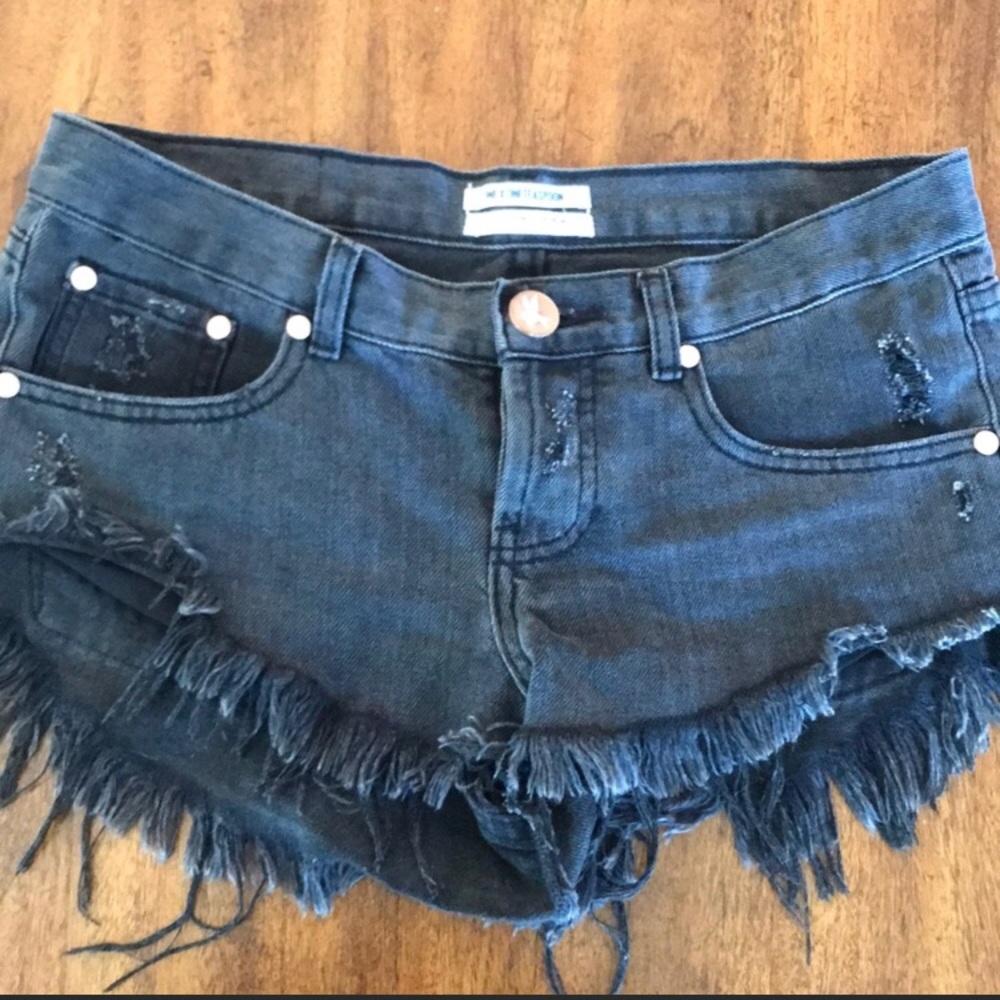 One teaspoon shorts